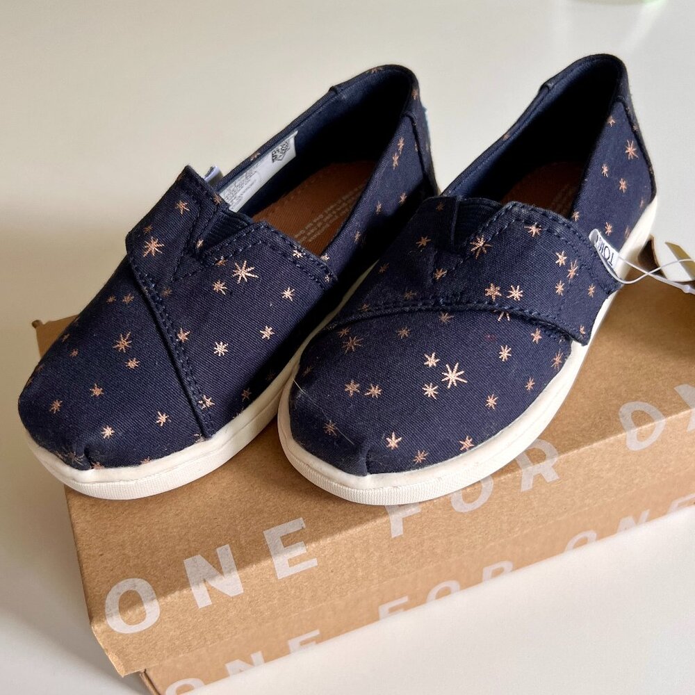 NWT tiny Toms Slip On Toddler Size 8 Starry Night Shoes